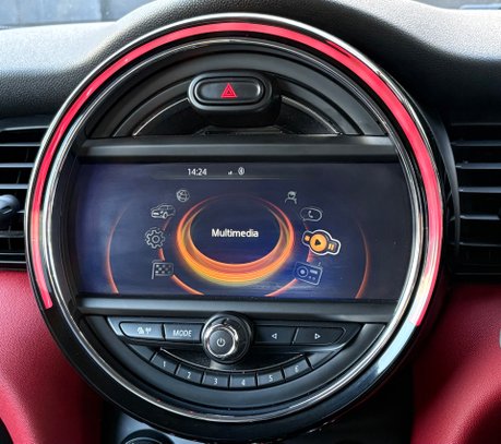 Mini Hatch Cooper 1.5 Chili / Media XL 3 door - DEPOSIT TAKEN 13