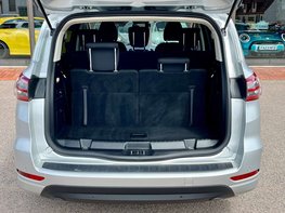Ford S-Max 2.5 S-Max Titanium HEV CVT 5dr 67