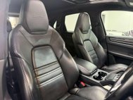 Porsche Cayenne 4.0 Cayenne V8 T Auto 4WD 5dr 27