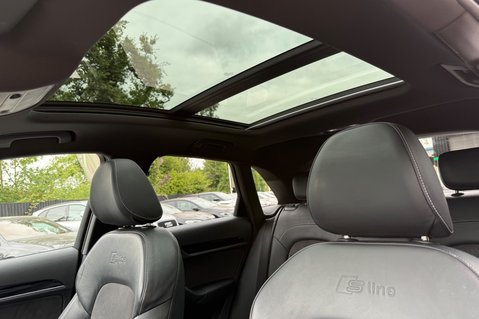 Audi Q3 TDI QUATTRO BLACK EDITION - PAN ROOF - 20 INCH ALLOYS 11