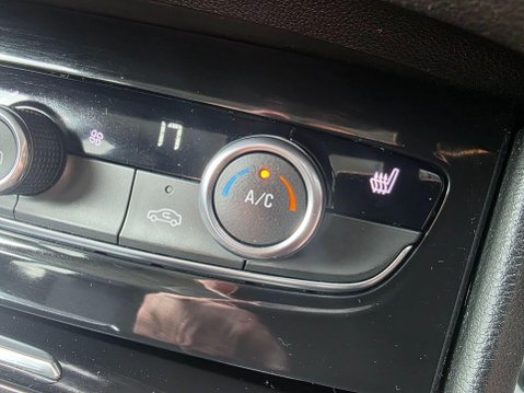 Vauxhall Grandland X 1.6 Turbo D BlueInjection Tech Line Nav Euro 6 (s/s) 5dr 16