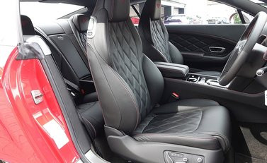 Bentley Continental GT Speed 10