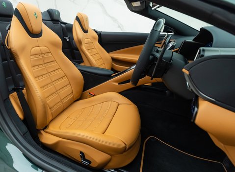 Ferrari Roma SPIDER 17