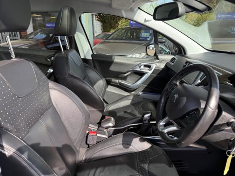 Peugeot 2008 1.6 e-HDi Feline Euro 5 (s/s) 5dr (Mistral) 21