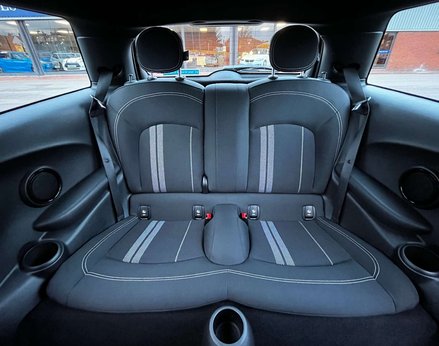 Mini Hatch 1.5 Cooper Sport Auto 3dr 67