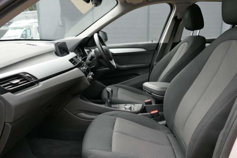 BMW X1 SDRIVE18I SE 22