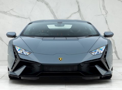 Lamborghini Huracan LP640-2 Tecnica 4