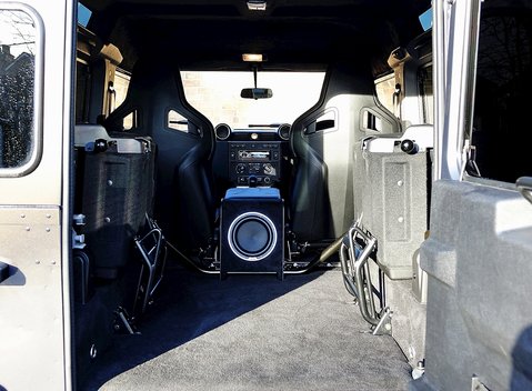 Land Rover Defender 90 Twisted T40 S 17