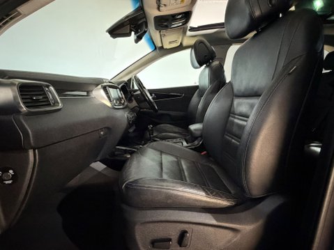 Kia Sorento CRDI KX-4 ISG 19