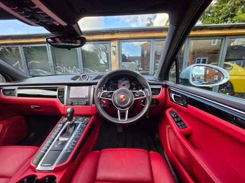Porsche Macan 3.0 Macan S D Semi-Auto 4WD 5dr 21