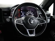 Renault Clio ICONIC TCE BOSE 45