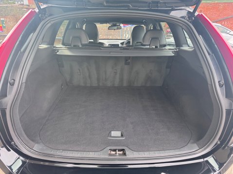 Volvo XC60 D4 R-DESIGN NAV AWD 10