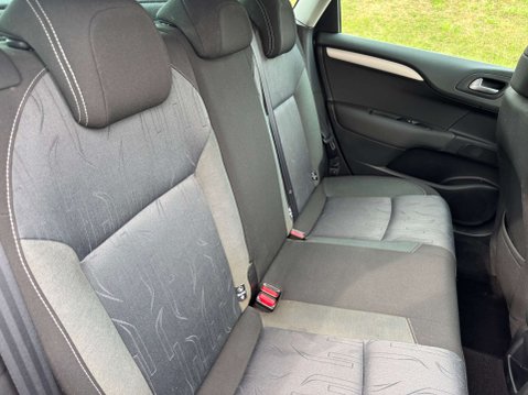 Citroen C4 1.6 C4 VTR+ HDi 110 5dr 9
