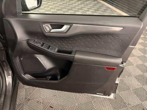 Ford Kuga 2.5 EcoBoost Duratec 14.4kWh Titanium First Edition CVT Euro 6 (s/s) 5dr 35