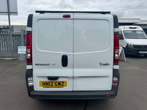 Renault Trafic 2.0 dCi LL29 eco Panel Van 3dr Diesel Manual L3 H1 (Phase 3) (180 g/km, 115 13