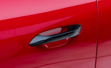 Porsche Macan GTS Electric 42