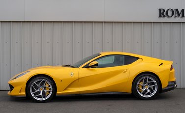 Ferrari 812 Superfast 2