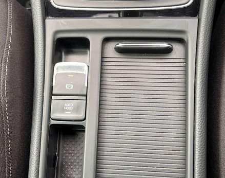 Volkswagen Golf 2.0 Golf R TSi 4WD 5dr 64