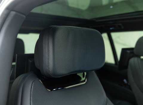 Land Rover Range Rover P615 SV 25