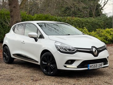 Renault Clio 0.9 TCe Iconic Euro 6 (s/s) 5dr