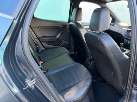 SEAT Arona 1.0 Arona FR Sport TSi 5dr 17