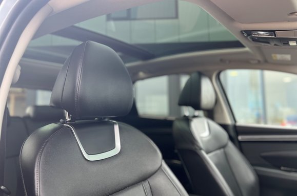 Hyundai TUCSON 1.6h T-GDI ULTIMATE AUTO PETROL HYBRID 19