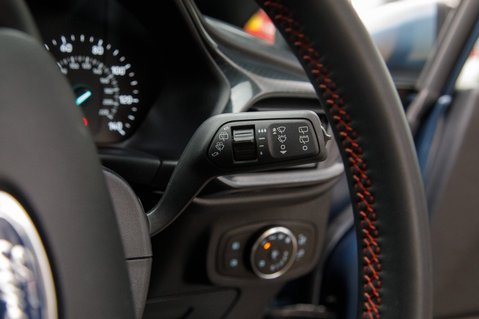 Ford Fiesta ST-LINE EDITION MHEV 18