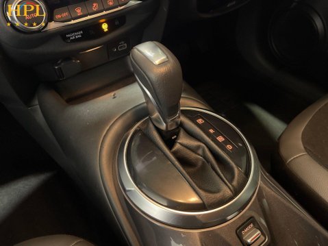 Nissan Juke 1.0 DIG-T N-Connecta SUV 5dr Petrol DCT Auto Euro 6 (s/s) (114 ps) 17