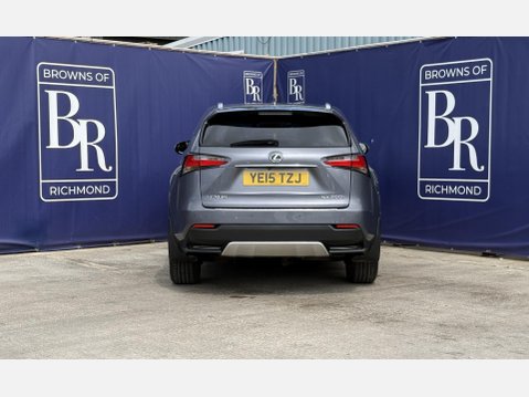 Lexus NX 2.5 300h Premier SUV 5dr Petrol Hybrid E-CVT 4WD Euro 6 (s/s) (197 ps) 6