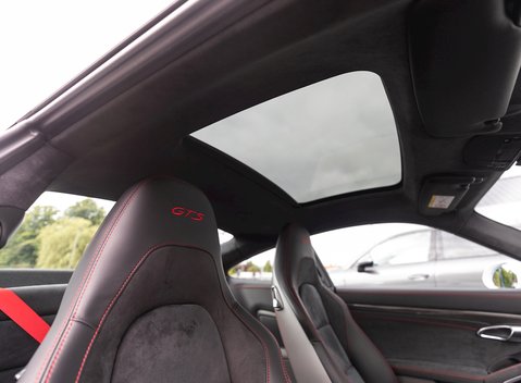 Porsche 911 Carrera 4 GTS (991.2) 14