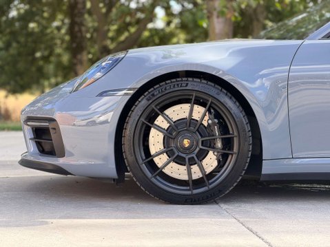 Porsche 911 3.0 911 Targa 4 GTS Semi-Auto 4WD 2dr 44
