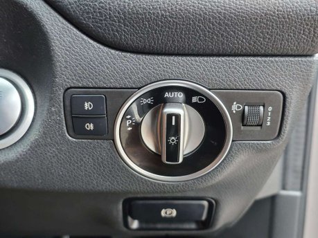 Mercedes-Benz GLA 2.1 GLA220d Sport (Executive) SUV 5dr Diesel 7G-DCT 4MATIC Euro 6 (s/s) (17 28