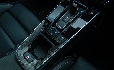 Porsche 911 Turbo S (992) 25