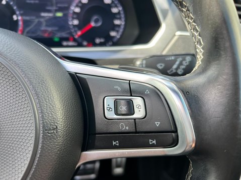 Volkswagen Tiguan R LINE TDI BMT 4MOTION DSG 47