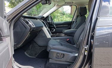 Land Rover Discovery SDV6 HSE Luxury 17