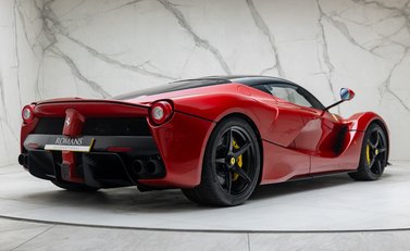 Ferrari LaFerrari 6