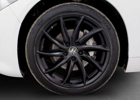 Alfa Romeo Giulia 2.0 Giulia Sprint TB Auto 4dr 16