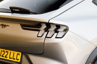 Ford Mustang Mach-E BASE 10