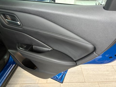 Nissan Qashqai 1.3 DIG-T MHEV N-Connecta XTRON Euro 6 (s/s) 5dr 14