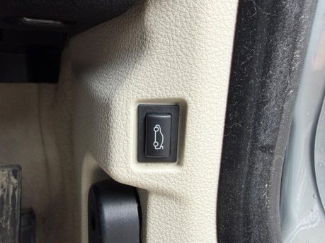 BMW 6 Series 3.0 640d SE Auto Euro 5 (s/s) 2dr 31