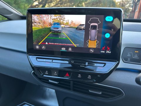 Volkswagen ID.3 Pro 58kWh Family Auto 5dr 18