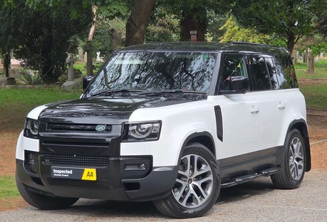 Land Rover Defender 2.0 Defender SE D Auto 4WD 5dr