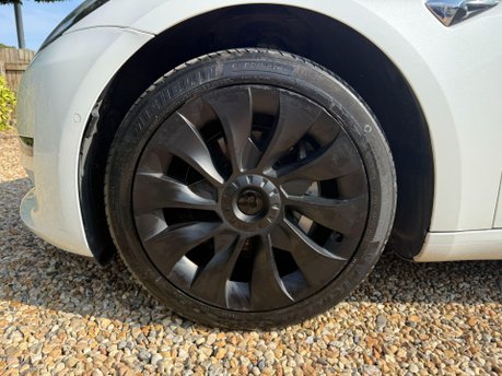 Tesla Model 3 Standard Range Plus Auto RWD 4dr 13
