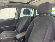 Volkswagen Tiguan 2.0 Tiguan SEL TDI 4Motion Semi-Auto 4WD 5dr 58