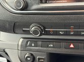 Vauxhall Vivaro LWB L2H1 Low Roof Sportive 3100 Air Con Sensors EURO 6 29