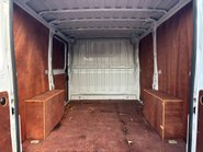 Peugeot Boxer 333 L1 H1 120 ps BlueHdi Professional - Sat Nav & Air Con 13