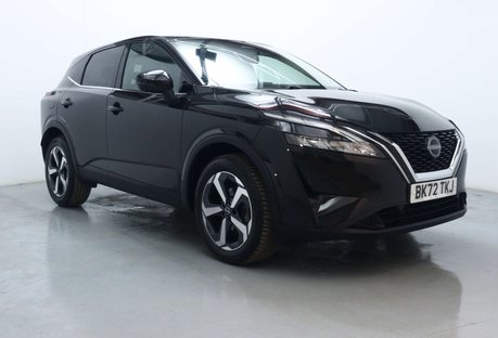Nissan Qashqai 1.3 DIG-T MHEV N-Connecta SUV 5dr Petrol Hybrid XTRON Euro 6 (s/s) (158 ps)