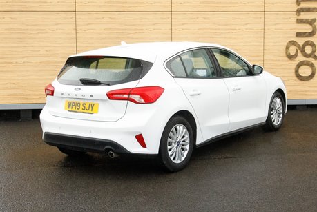 Ford Focus TITANIUM