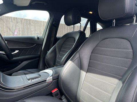 Mercedes-Benz GLC 2.0 GLC300 MHEV AMG Line SUV 5dr Petrol G-Tronic+ 4MATIC Euro 6 (s/s) (272 18