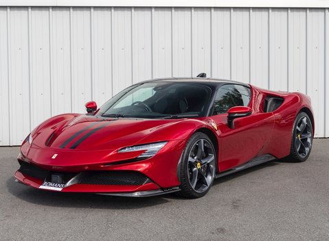 Ferrari SF90 Stradale 6